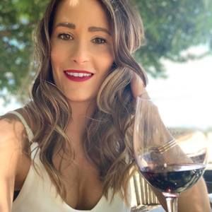 Meet your Posher, Jacqueline